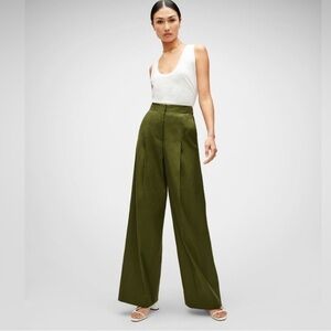 7 For All Mankind || Super High Rise Wide Leg Flare Trousers Green Linen 8